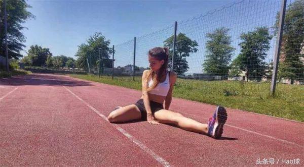 快看！“一字马”玩爆国内国际