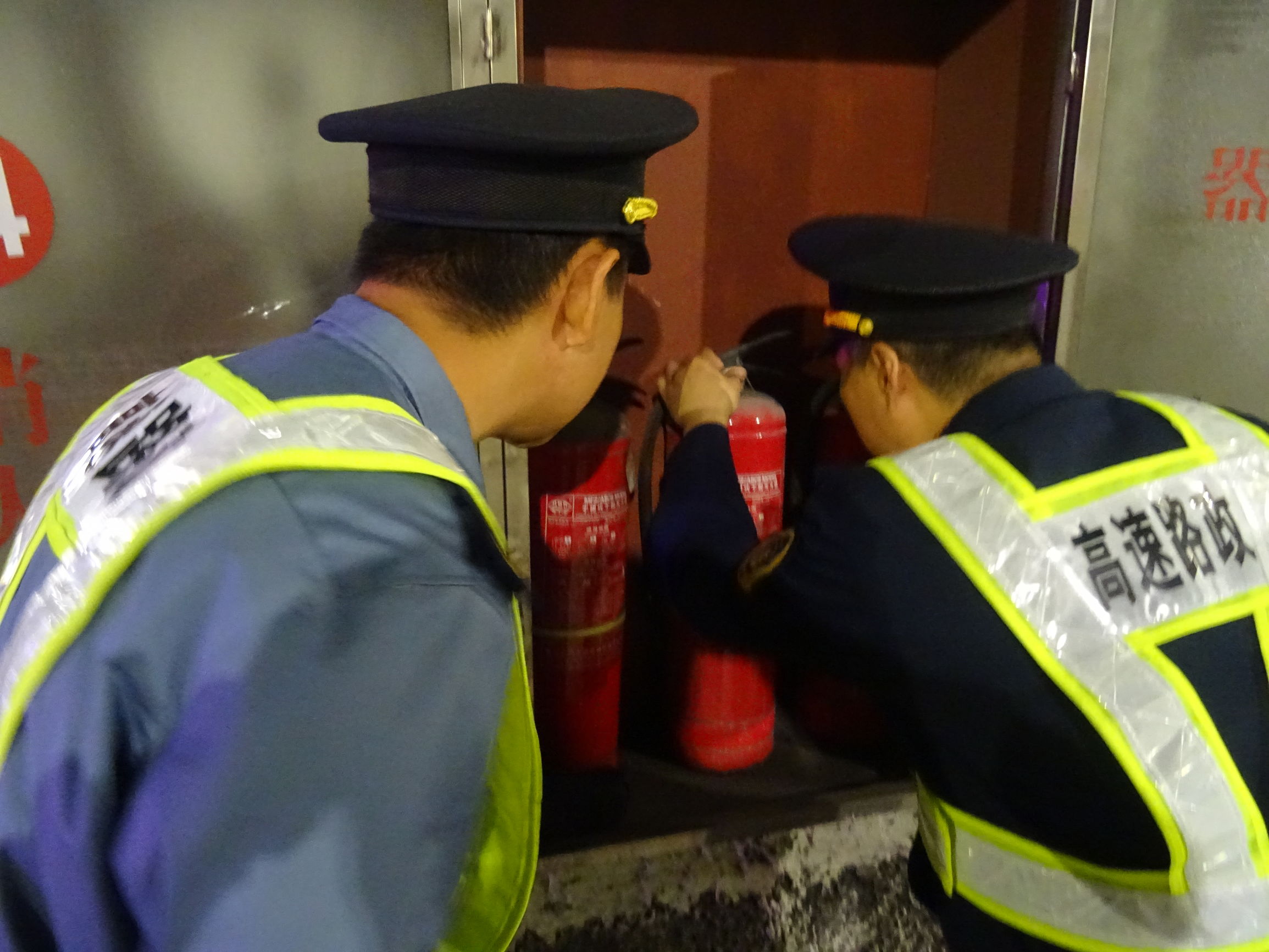 高速路政管什么,高速公路和路政的关系