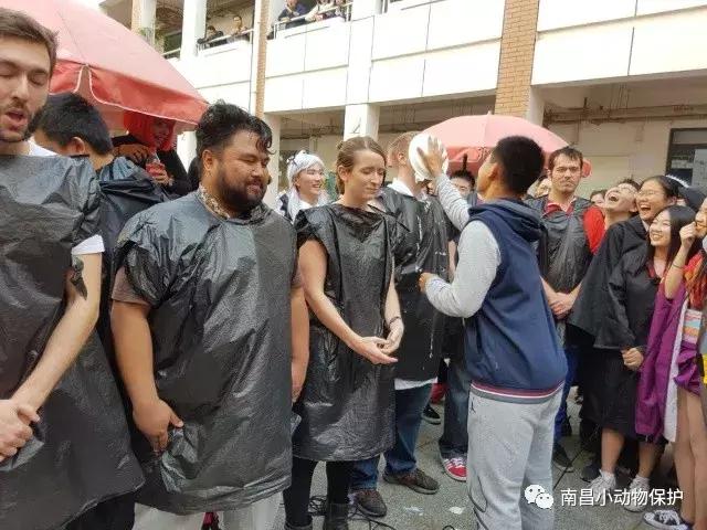 大量人口涌入大城市原因,大量人口涌入城市