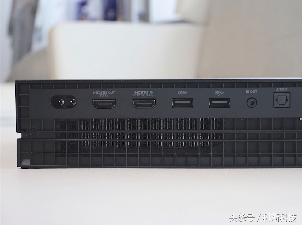 xboxonex主机测评,xboxonex游戏机开箱测评