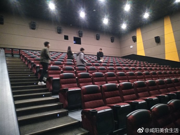 体验一下王府井悬浮剧场,体验北京环球影城