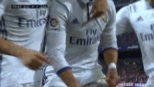 足球巨星罗纳尔多的招牌动作,足球巨星过人名场面