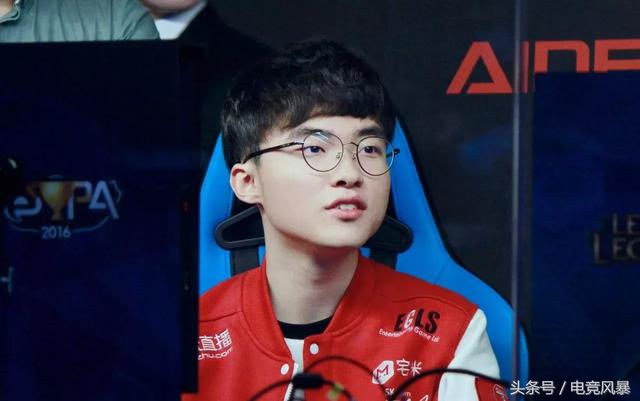 faker队服绝版,faker的所有队服