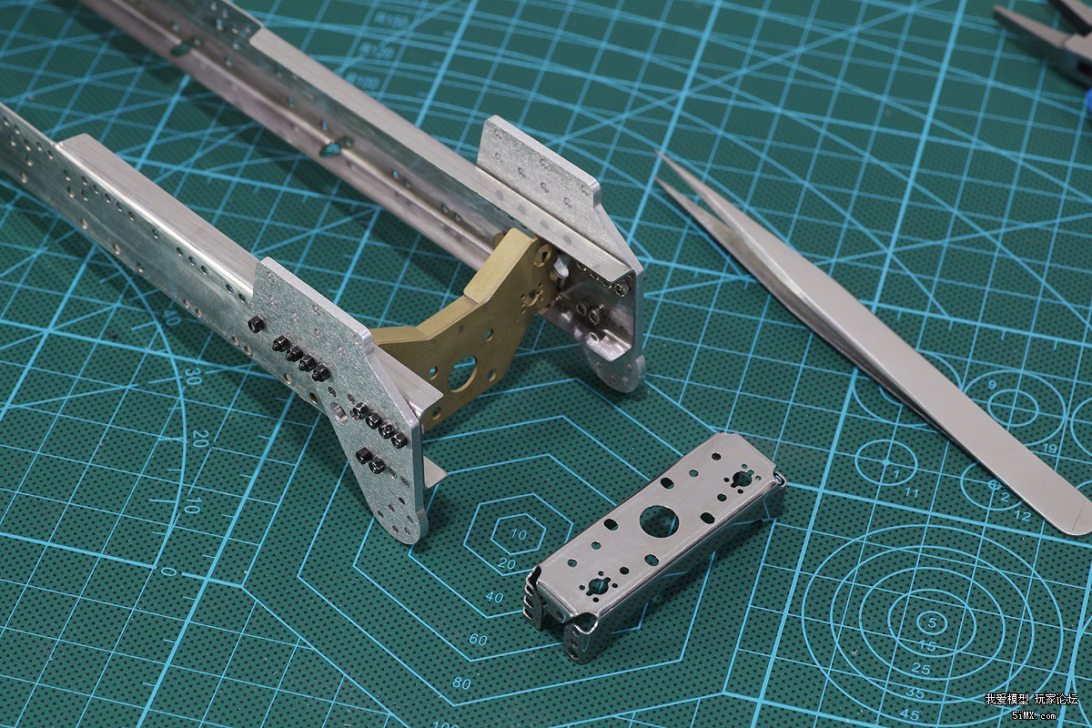 论复杂程度我只服它｜德国ScaleArtMAN三向自卸车细节（三）