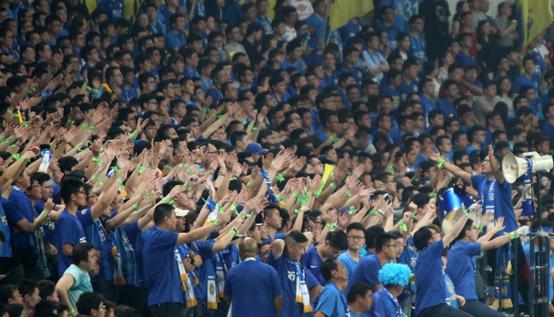 鍥界背鎸鸿繘鍐宠禌鍥界背鍚嶅,鍥界背鍚嶅榻愯仛鐜板満