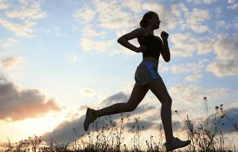 闺蜜告诉我这几个小技巧，痘痘一周全没了！