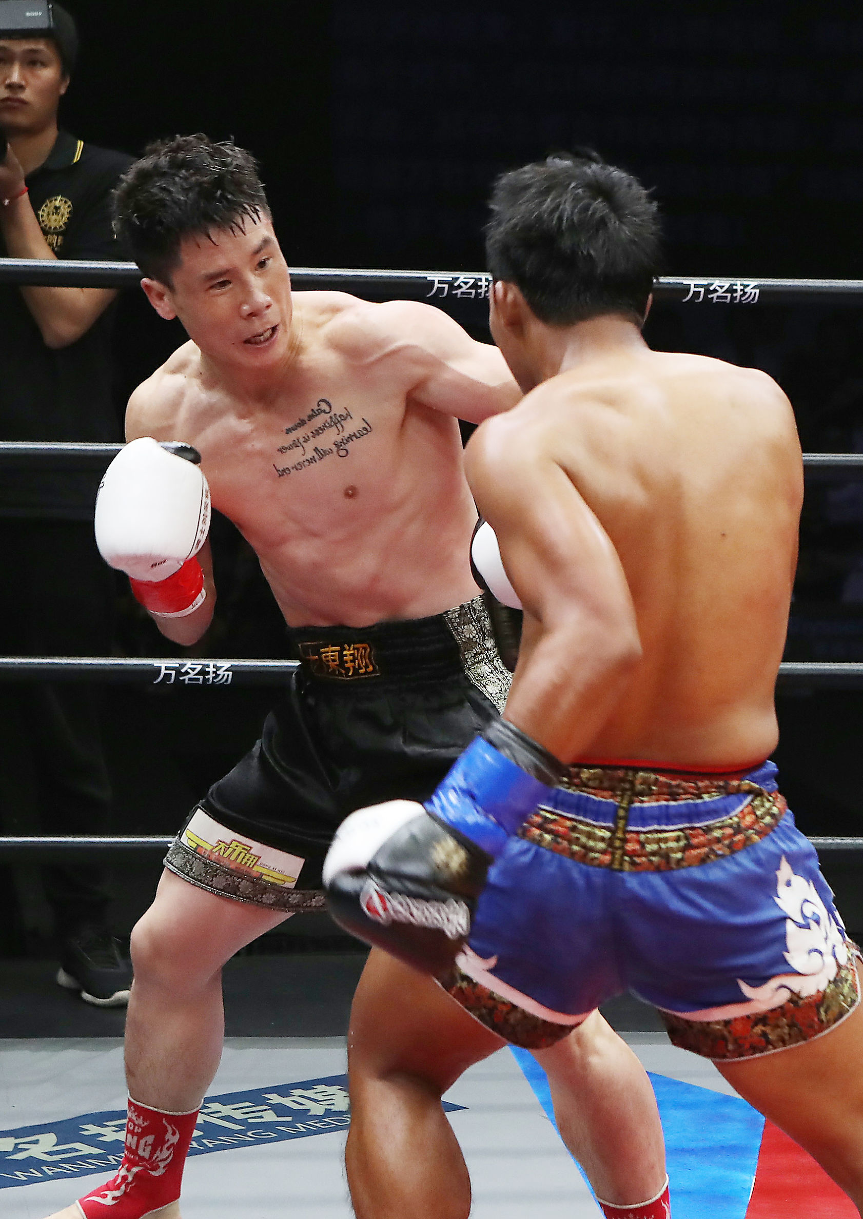 邱建良给所有中国选手上了一堂实战教学，打泰拳手照着学，稳赢！