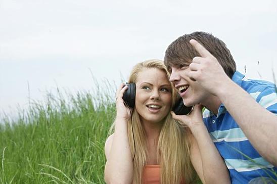 耳机的环境声是什么,什么是耳机低频浑浊