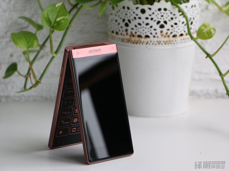 金立天鉴w909和oppoa57对比,金立天鉴w909和三星w2017哪个好