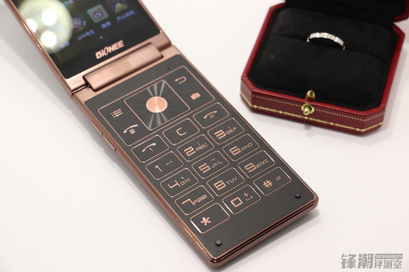 金立天鉴w909和oppoa57对比,金立天鉴w909和三星w2017哪个好