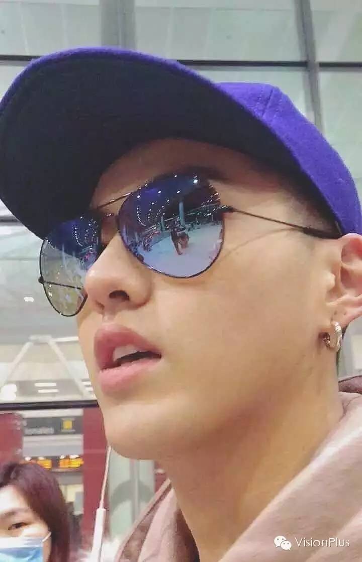 你的第一副墨镜可以不是雷朋,但你的墨镜里必须有一副雷朋!|Aviator专题