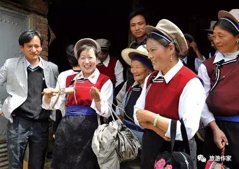 云南昆明可以吃的虫子,云南大虫子美食