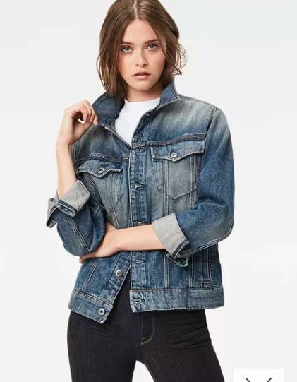 有着一种特殊复古感的街头潮牌,有一种范叫英伦风