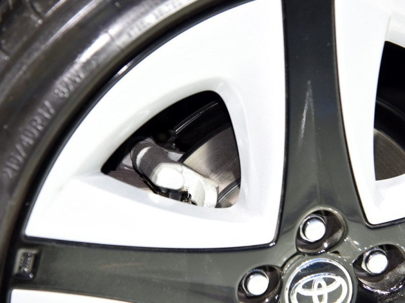 要问性价比多高？欧洲都拿这当优步，已经卖了20多年