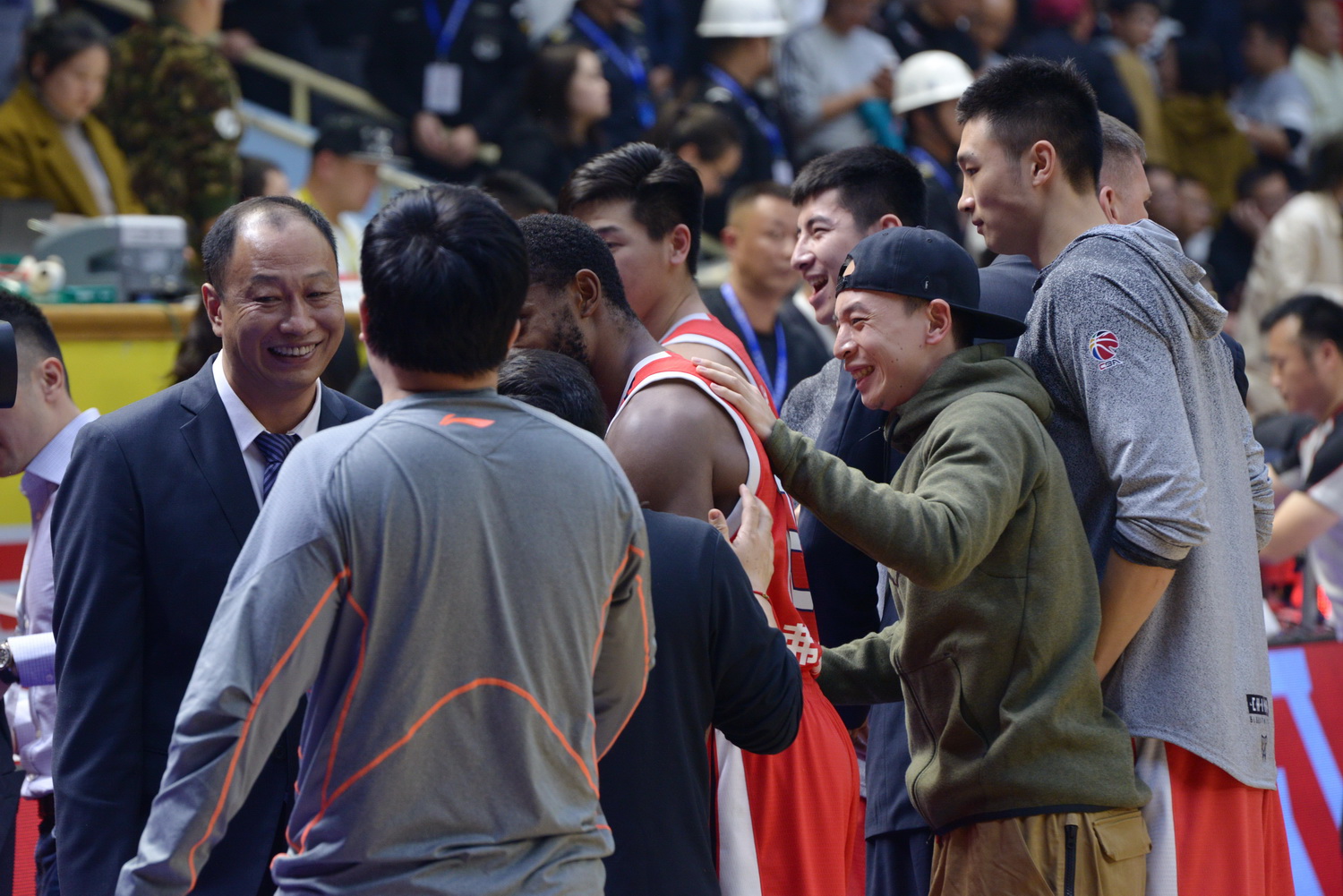 图说广厦｜轻敌吞毒奶，春哥来背锅｜广厦116-118广州现场高清图