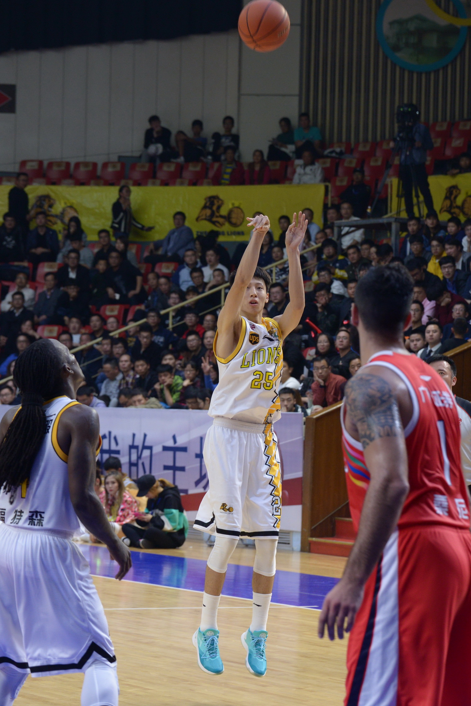 图说广厦｜轻敌吞毒奶，春哥来背锅｜广厦116-118广州现场高清图