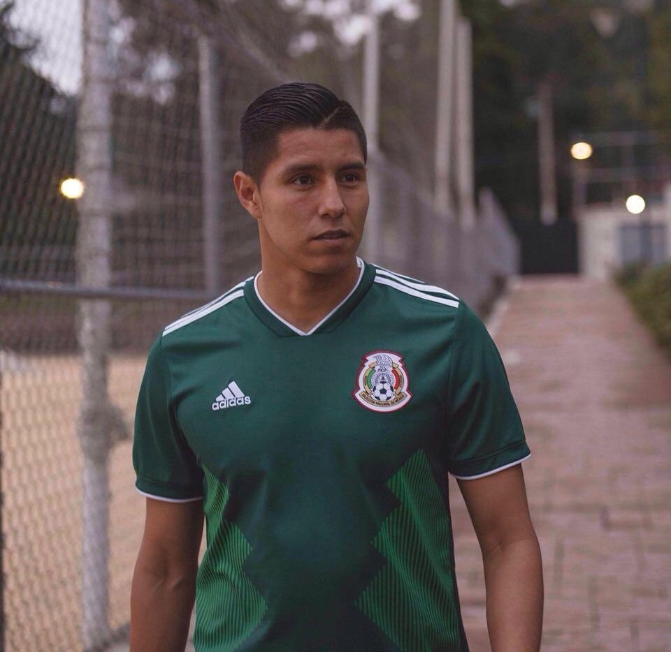 各队新球衣集体亮相，复古球衣能否复制辉煌？