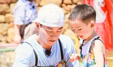 baby变身视频,顶级杀手变身超级奶爸