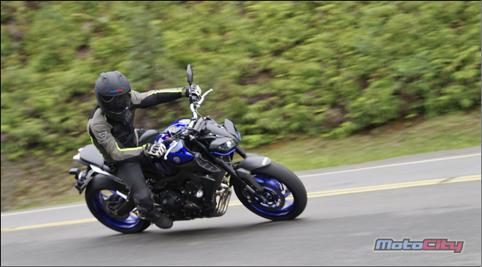 雅马哈扭力大师,雅马哈mt-09试驾