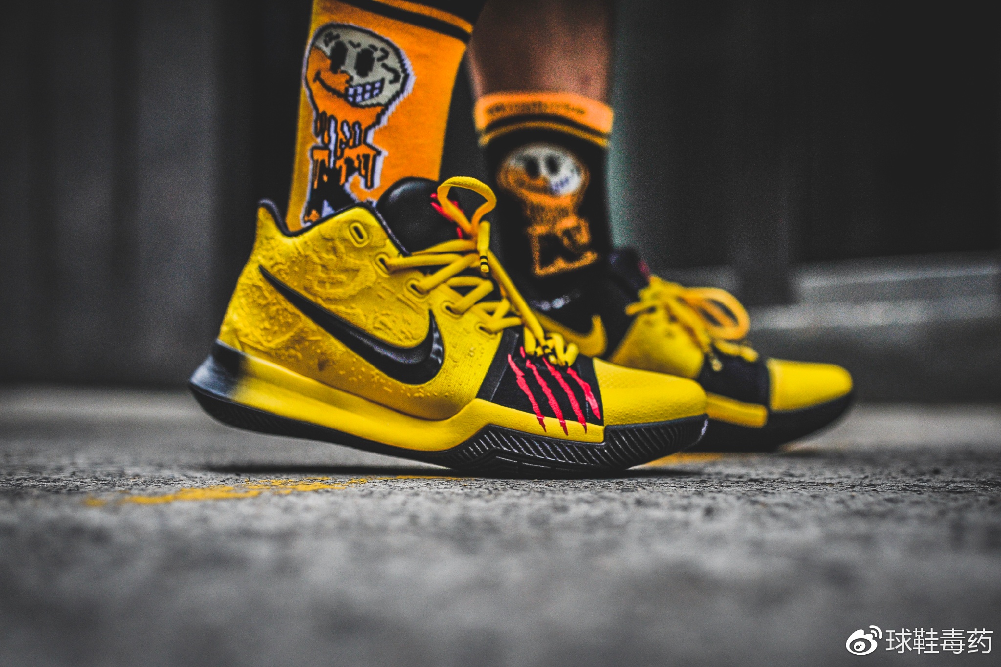 袜子老滑到鞋底怎么办,鞋子不穿袜子鞋底粘脚