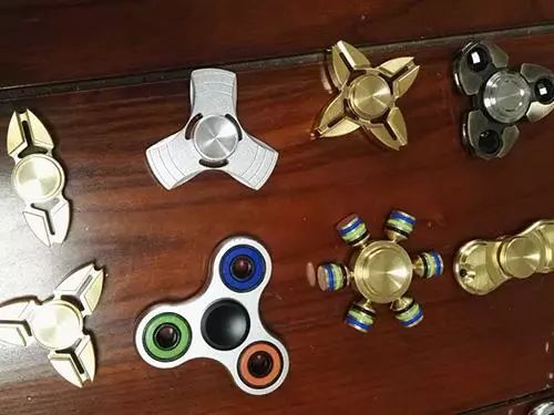 危险指尖陀螺,指尖陀螺有哪些安全隐患