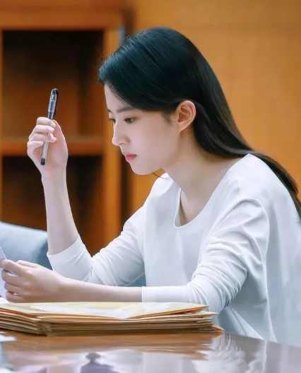 椭圆形脸怎么变美,脸部变圆