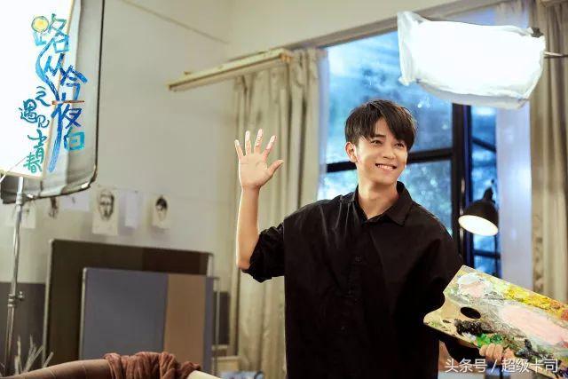 采访陈若仪高清,陈若轩采访说到王一博