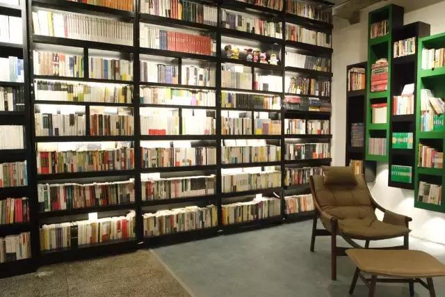 郑州最安静的书店,郑州这7家高颜值书店