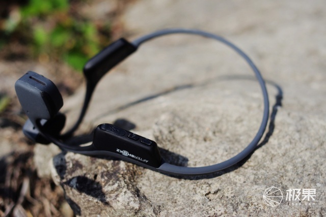 不用戴进耳朵的耳机传音好吗,不用戴耳朵的蓝牙耳机