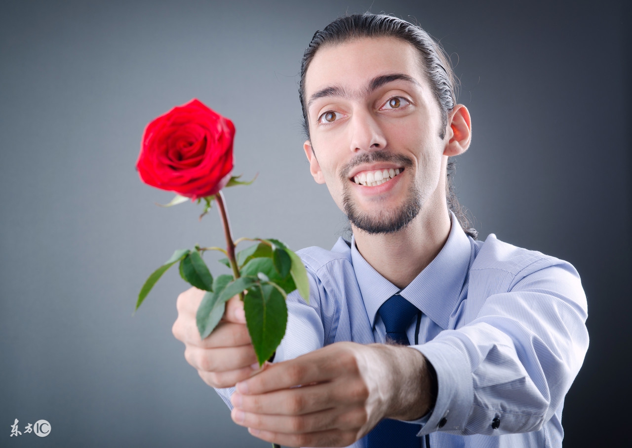 四十岁的女人单身该做什么,四十岁的女人应有什么心态