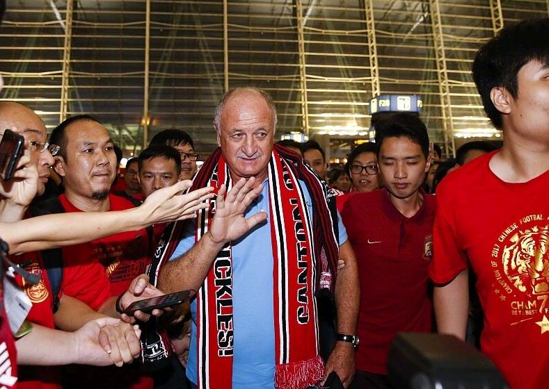 斯科拉里对郑智的评价,斯科拉里谈郑智完整视频