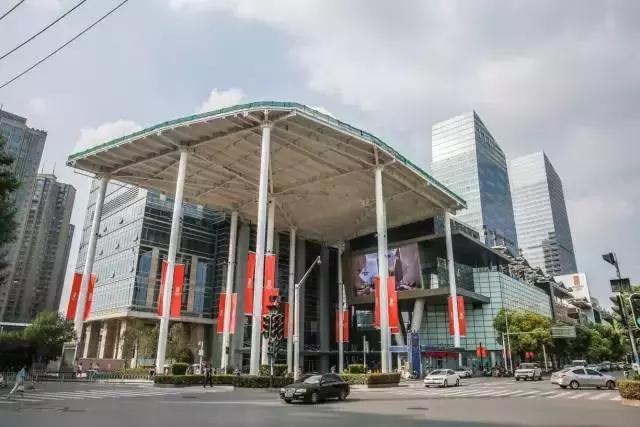 武汉地铁早高峰4号线,武汉地铁红色专列