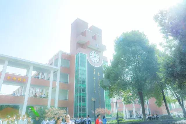 仙桃一中高二学费,仙桃一中全省排位