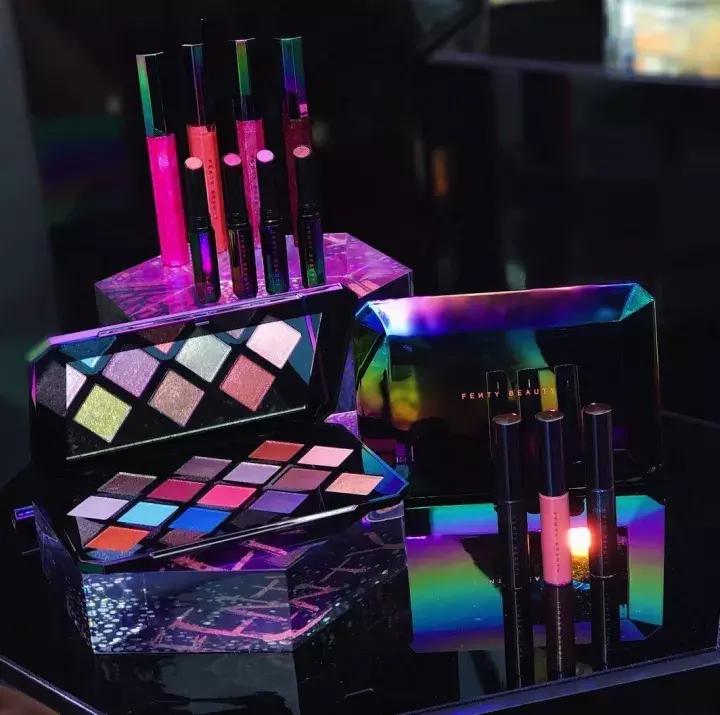 杨幂是时尚界的带货女王,带货女王杨幂的时尚功力到底如何