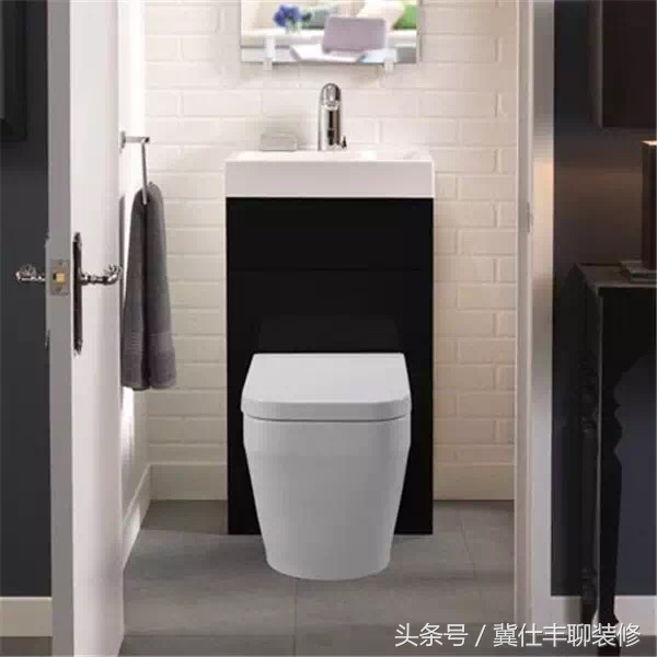 卫生间洗手盆太小没地方放东西,卫生间太小装个小洗手盆