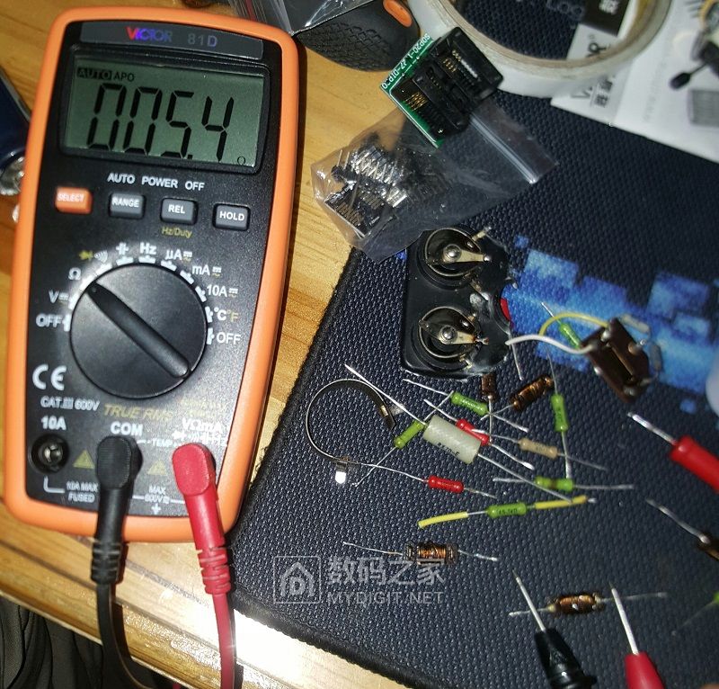 挖掘DTM0660芯片的潜能！用胜利VC81D新版学改最大数字9999