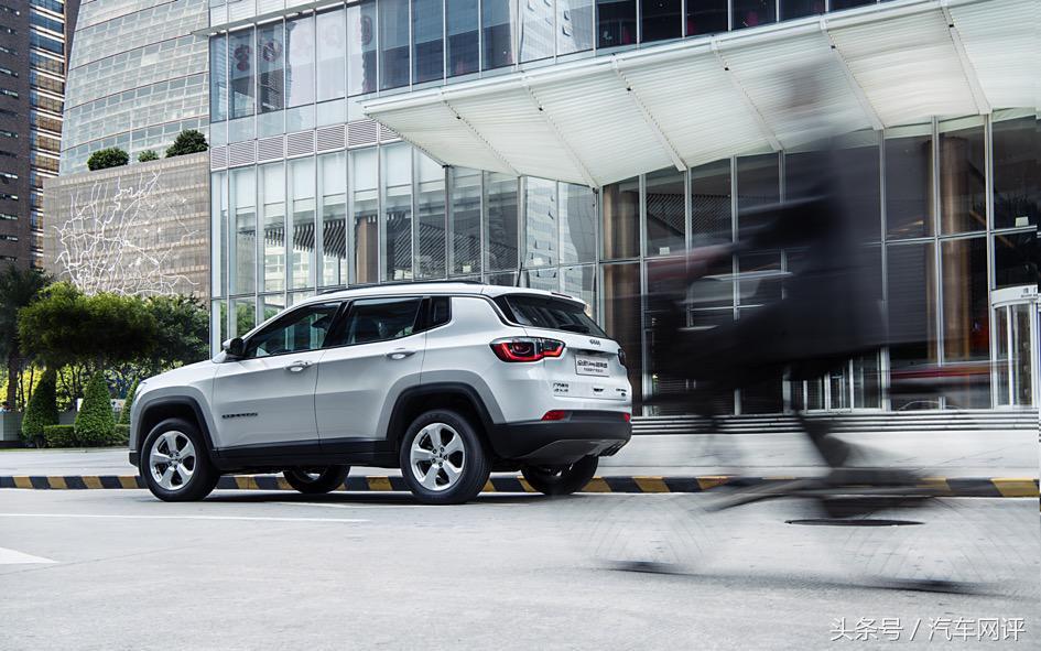 全新jeep指南者最高配全款多少钱,jeep指南者1.3t国六指导价