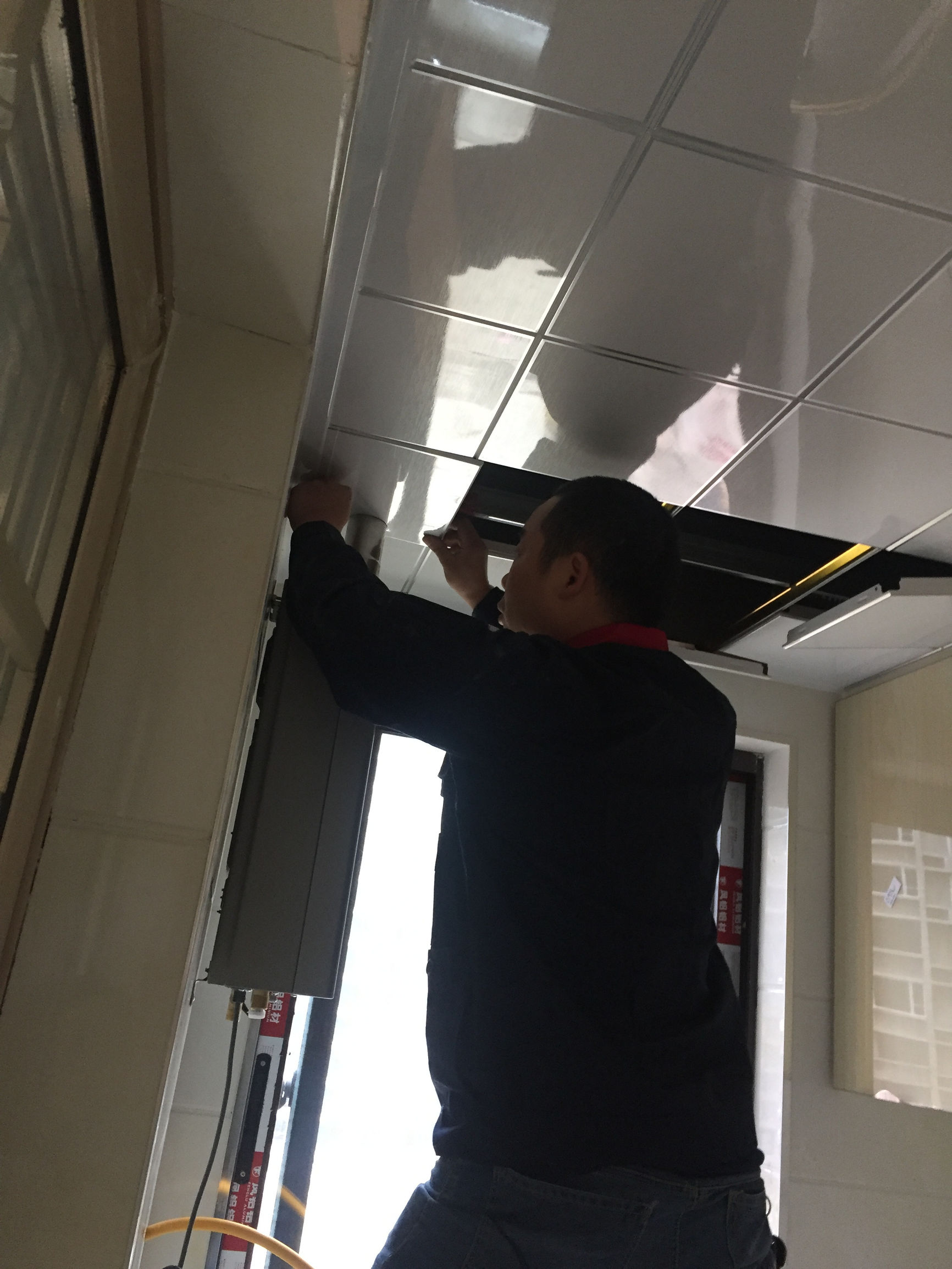 热水器安装材料费都被坑了多少钱,热水器安装材料费大概多少