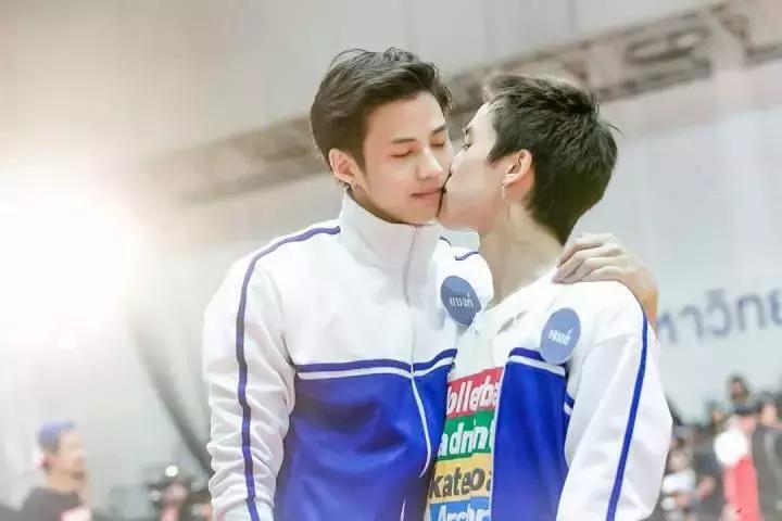 小鲜肉演技烂能超越经典前辈吗,怎样评价一些小鲜肉的演技