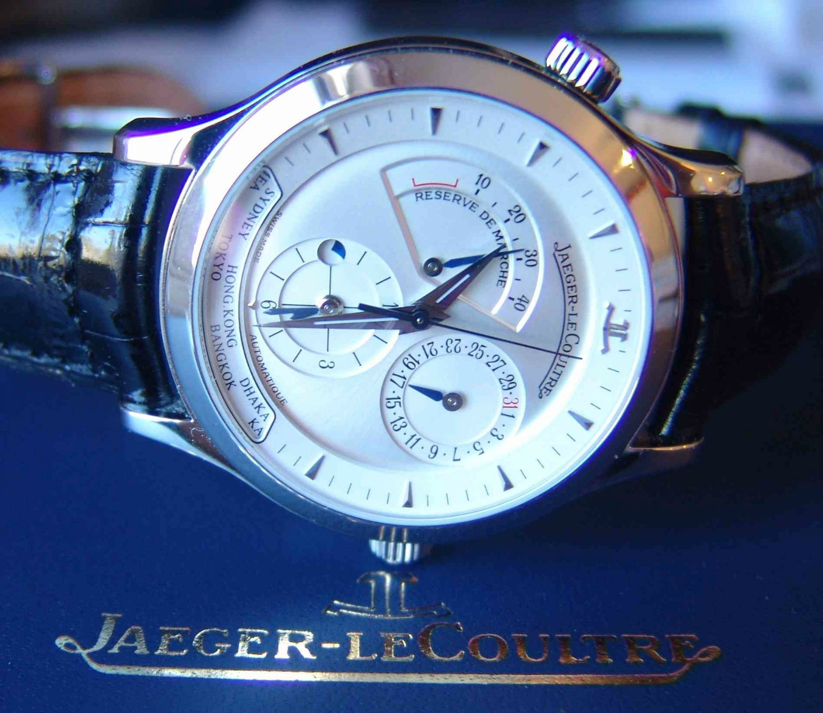 积家手表在韩国买有折扣嘛,在英国买手表比国内便宜吗