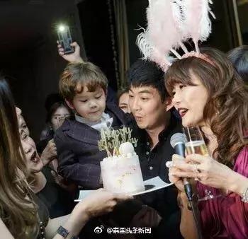 被泰国总理巴育骂红的女星把年度神曲拍成电影了~