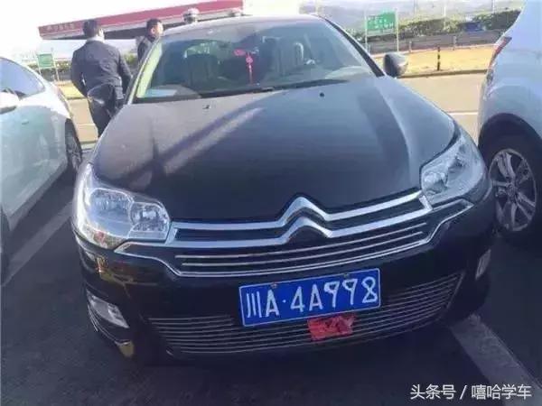 男子无证驾驶大货车,男子无证驾驶危险品车辆上路