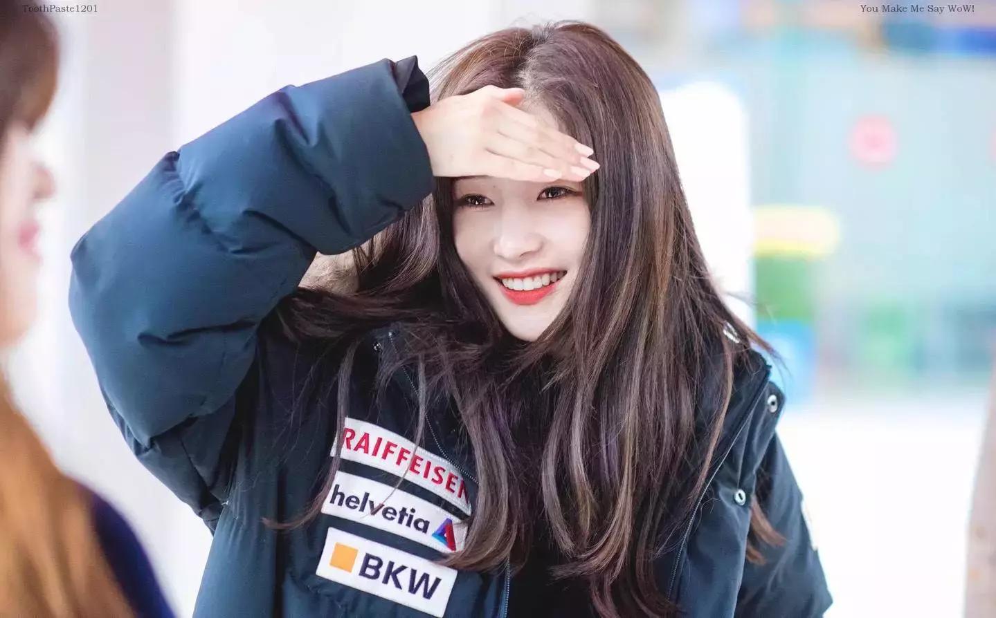 韩国明星穿大衣男,韩国明星都穿什么羽绒服