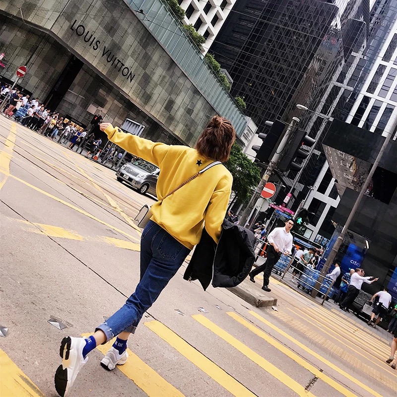 休闲卫衣冬天怎样穿保暖高级感,卫衣集保暖舒适休闲百搭于一身