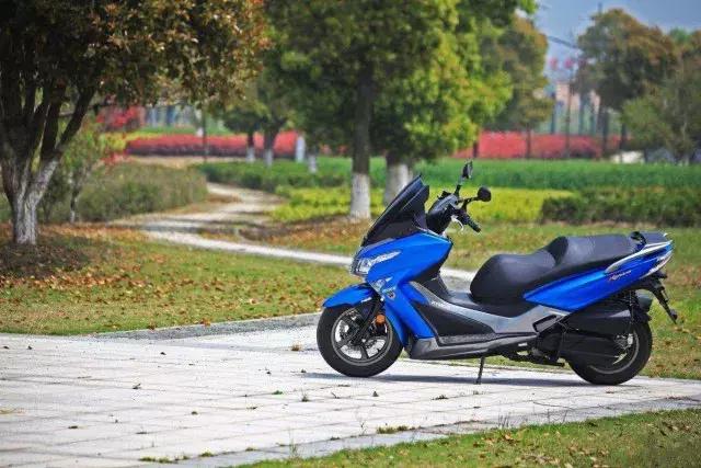 暴风眼cb190r和新大洲本田cbf190x,本田cbf190x暴风眼尺寸