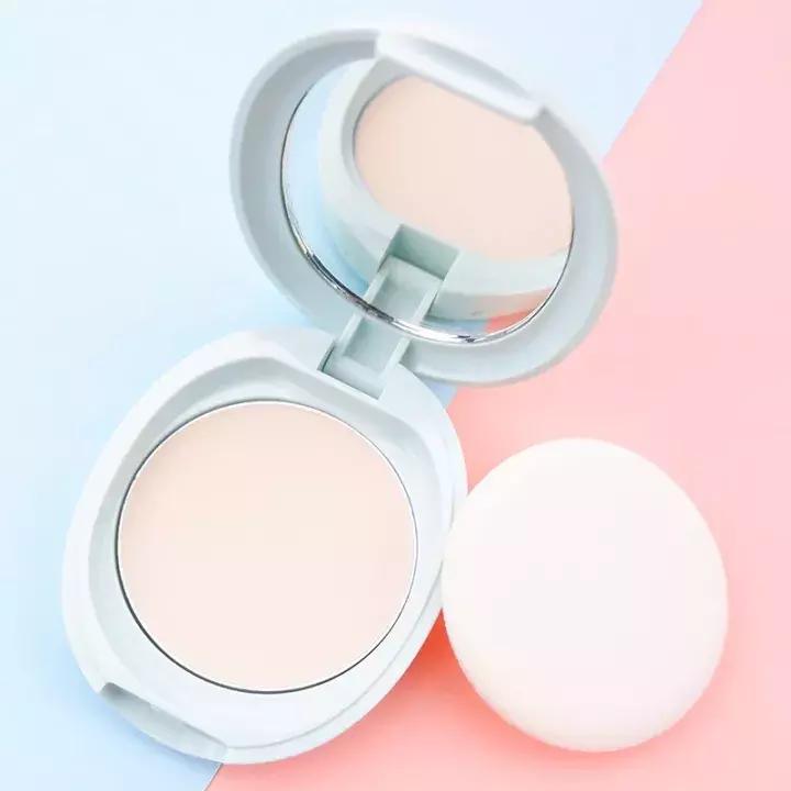 粉饼推荐干皮不卡粉,哪种粉饼好用不脱妆不卡粉