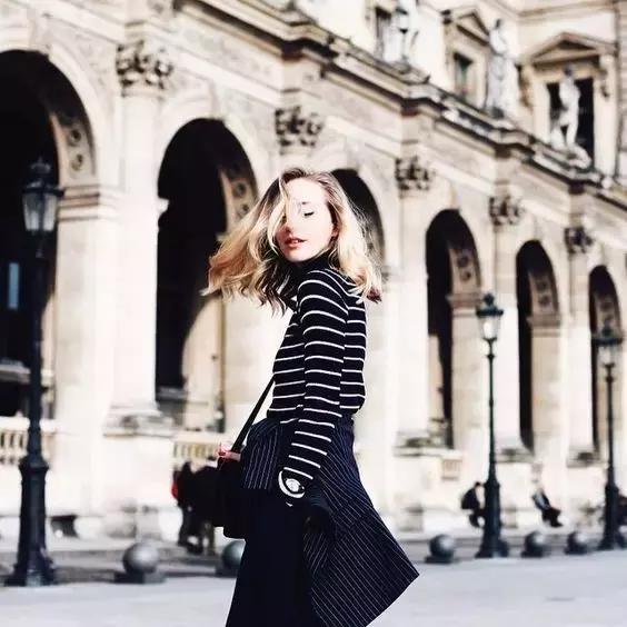 身高只有152cm的她用高衣Q惊艳了世界！