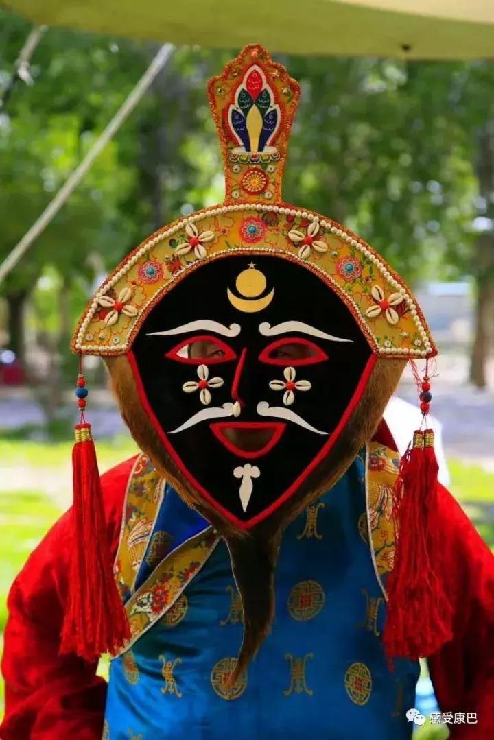 雪山上的红牡丹,藏族雪山上的红牡丹