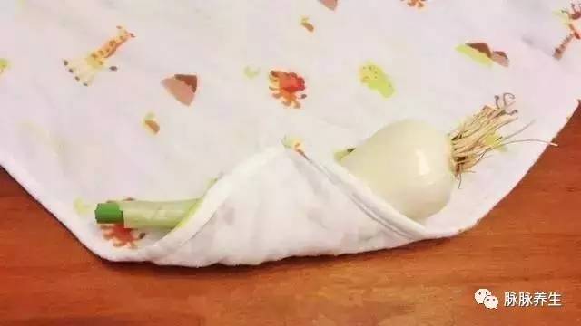 大葱治鼻塞最快的方法,鼻塞用大葱能通气吗