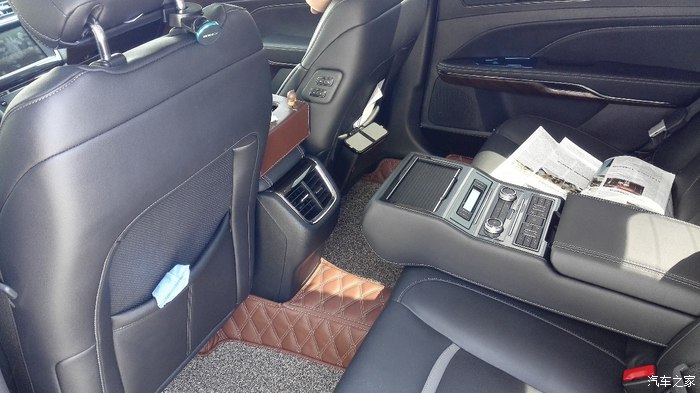 金牛座和宝马5系驾乘感受,福特金牛座与a6驾乘感受